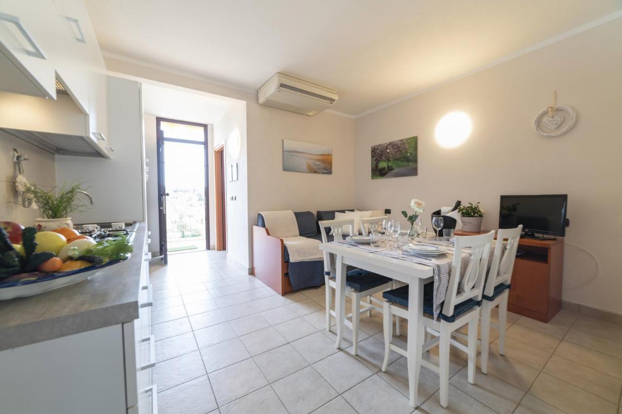 טירניה Beverly Park Residence מראה חיצוני תמונה