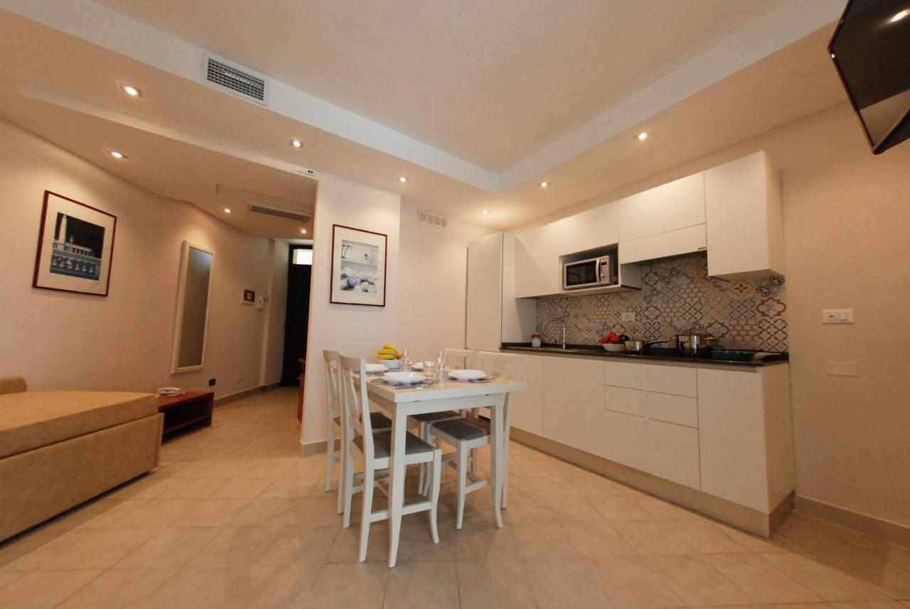 טירניה Beverly Park Residence מראה חיצוני תמונה