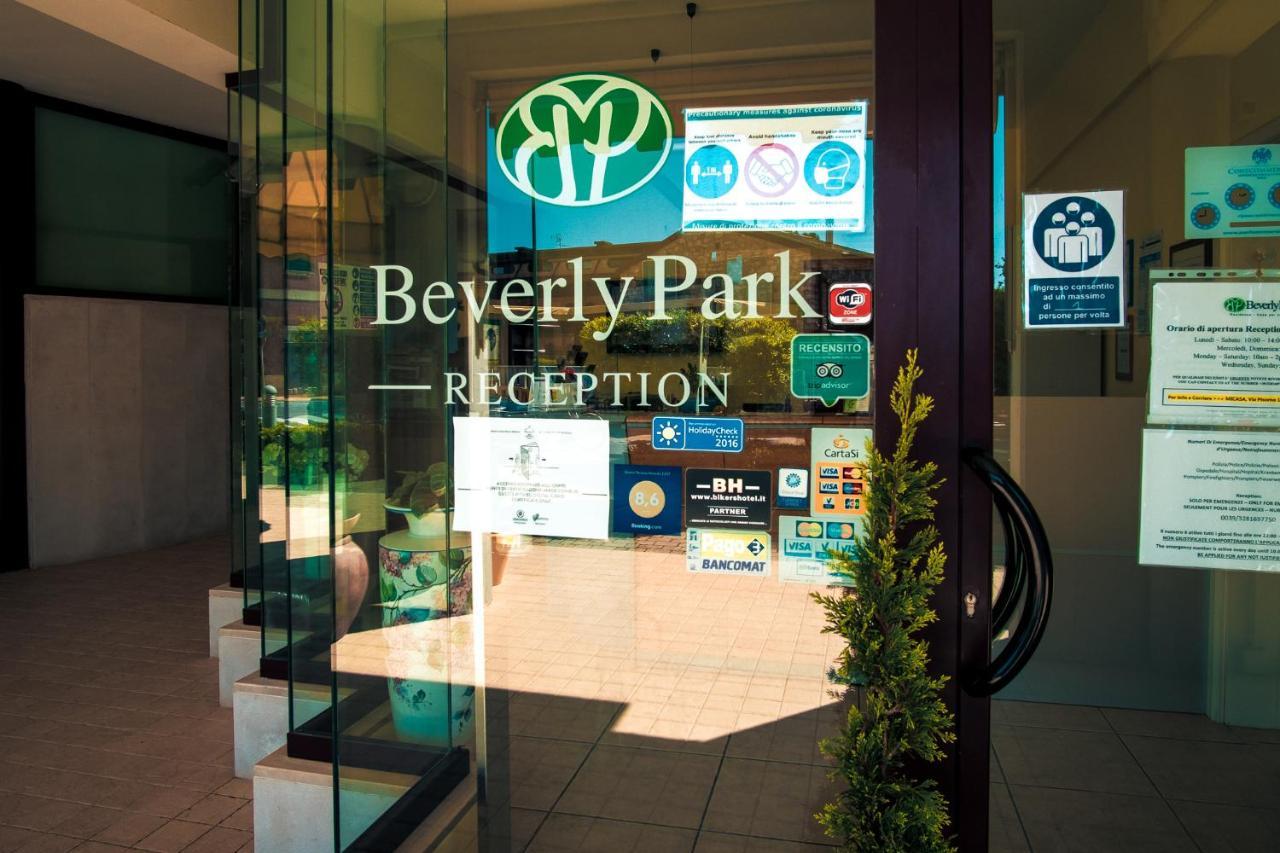 טירניה Beverly Park Residence מראה חיצוני תמונה