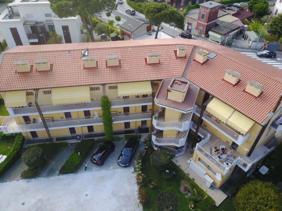 טירניה Beverly Park Residence מראה חיצוני תמונה